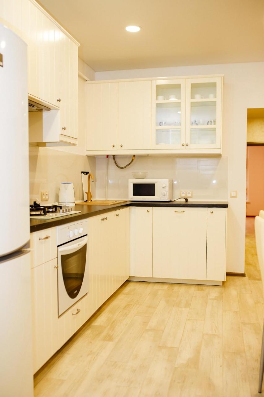 Семицвіт Apartment Lviv Exterior photo